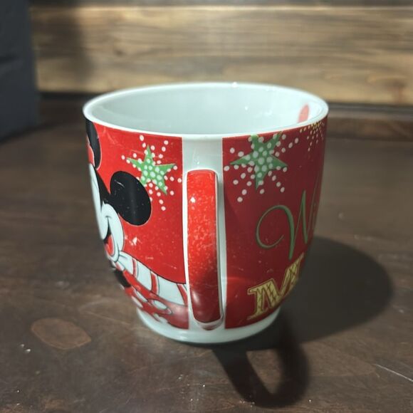 Disney Minnie Mouse Presents Winter Magic Mug Heart - Picture 2 of 6